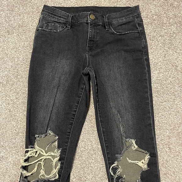 BDG Urban Outfitters Denim Black Twig Mid Rise Distressed Knee Raw Hem Jeans 28 - Picture 2 of 16